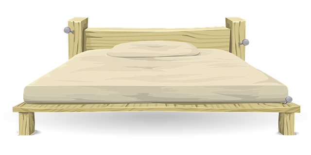 borovice postel